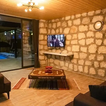 Villa Doğa ıçerisinde Lüks Madeline